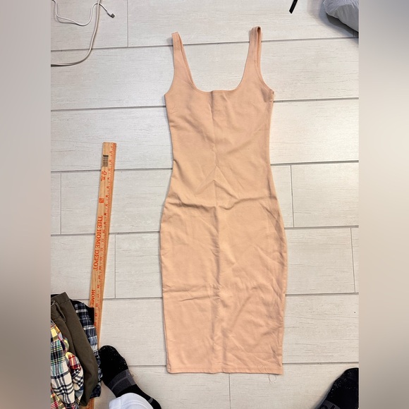 Cotton On Soft Peach Tank Top - Picture 1 of 4